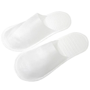 Одноразовые тапочки Стандарт (закрытый мыс) белые (1150 пар) 1